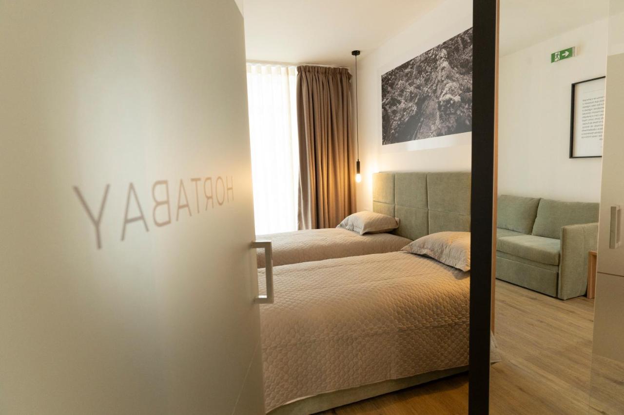 Aparthotel Horta Bay Exteriér fotografie